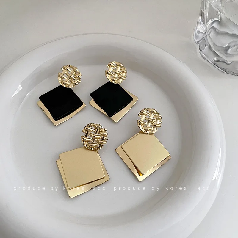 

925 Silver Needle Square Metal Sequin Earrings Hong Kong Style Retro Personality Design Sense Fashion Temperament Earri