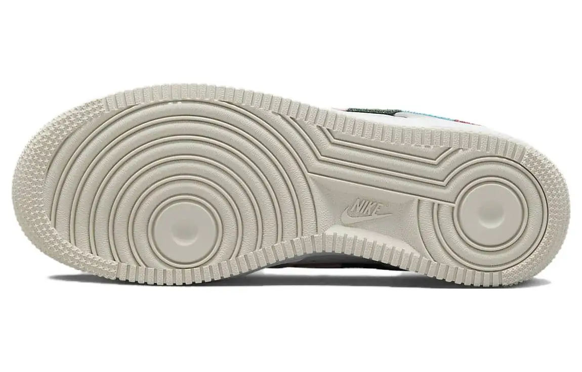 Женские кроссовки Nike Air Force 1 низкие Все лепестки объединенные