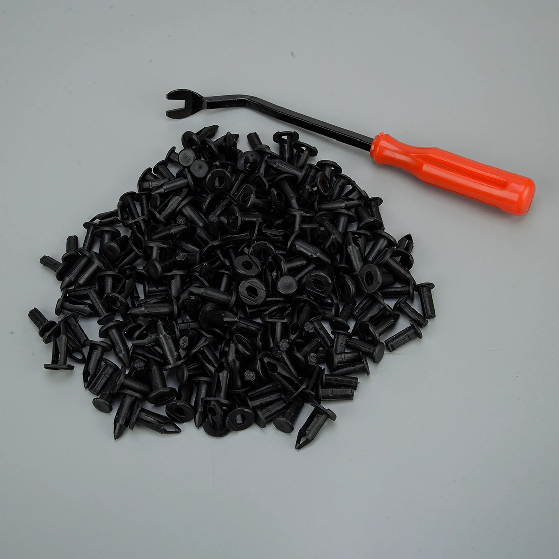 

100Pcs Fender Clip Body Rivet Fastener & Removal Tool Fit for Honda 250Ex 300Ex Suzuki Kawasaki Polaris UTV Rangers RZR Black