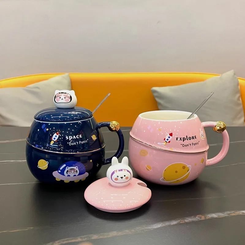 

Кружка "Планета" с ложкой и крышкой, кружка для кофе, кружки, забавные красивые кружки для чая, чашка для кофе, посуда для напитков, оригинальн...