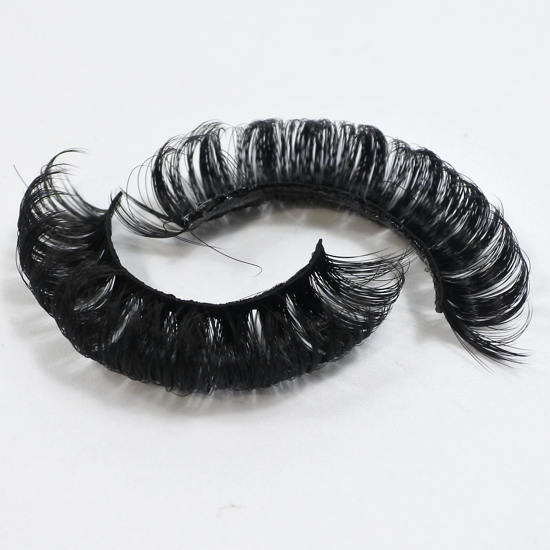 RED SIREN 10mm-18mm Fluffy Natural Long Faux Mink Russian Strip Lashes | False Eyelashes