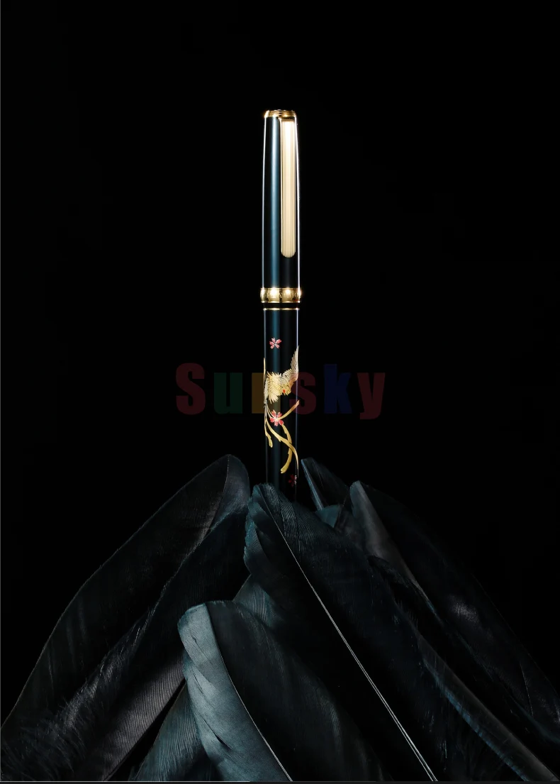 Рисунок 6 - Ручка перьевая платиновая Crassic Maki-e