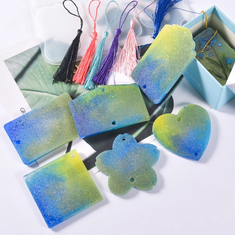 

Double Hole Tassel Listing Pendant Keychain Silicone Mould DIY Epoxy Resin Mold