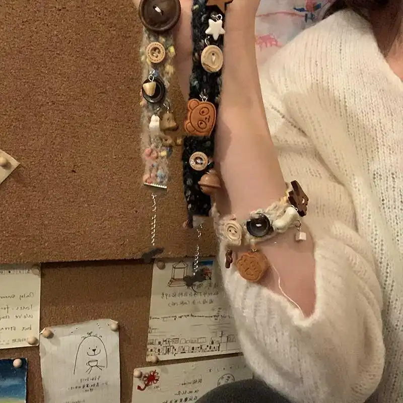 

New 2023 Autumn Winter Color Wool Rope Animal Pendant Knitted Bracelets for Women Fun Aesthetic Creative Sweet Cool Accessories