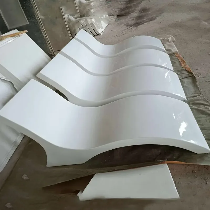 Простой современный шезлонг для бассейна на открытом воздухе стул из