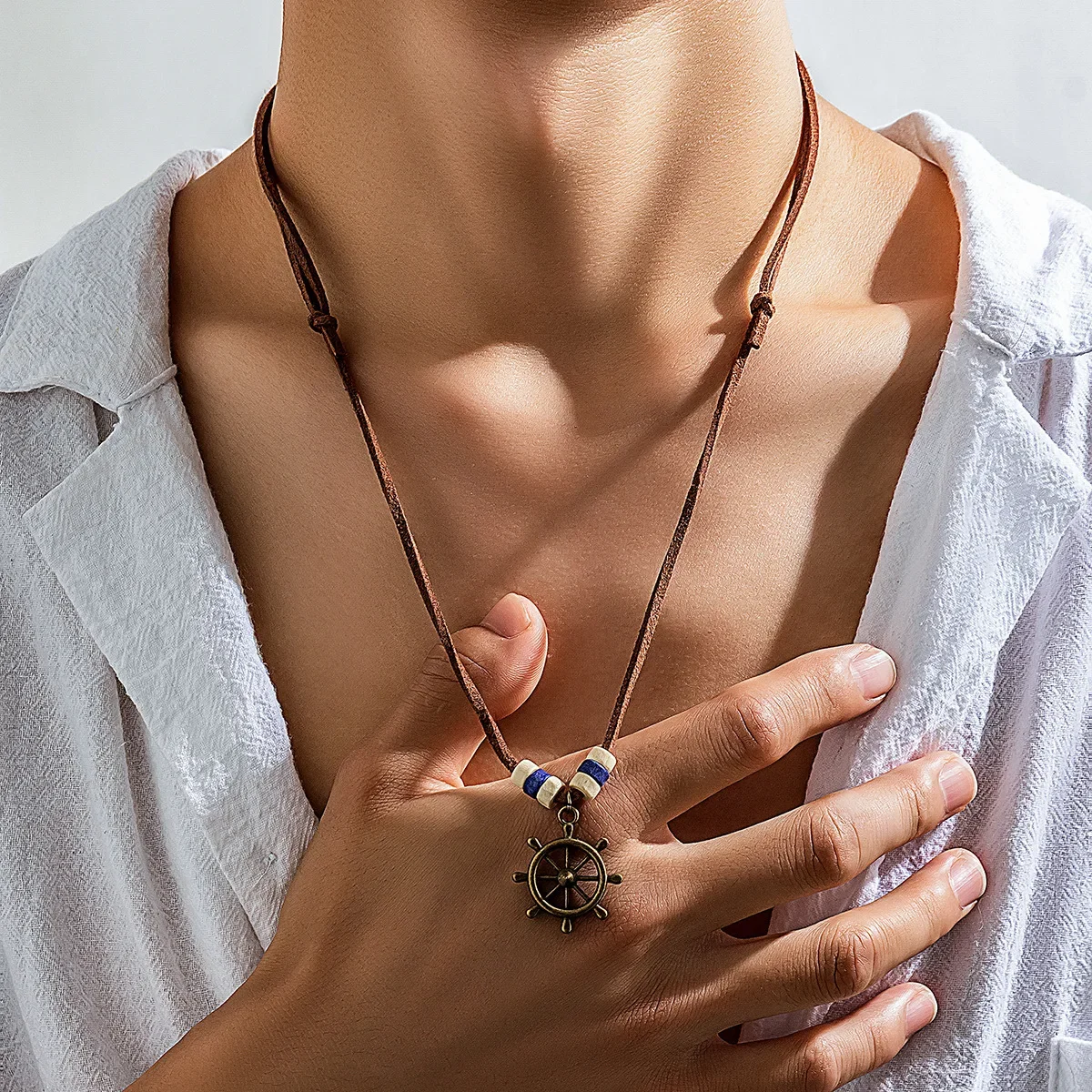 Versatile Simple Men's Necklace Korean Style Velvet Boat Steering Wheel Pendant Crossbody Accessory Fashionable Niche Jewelry