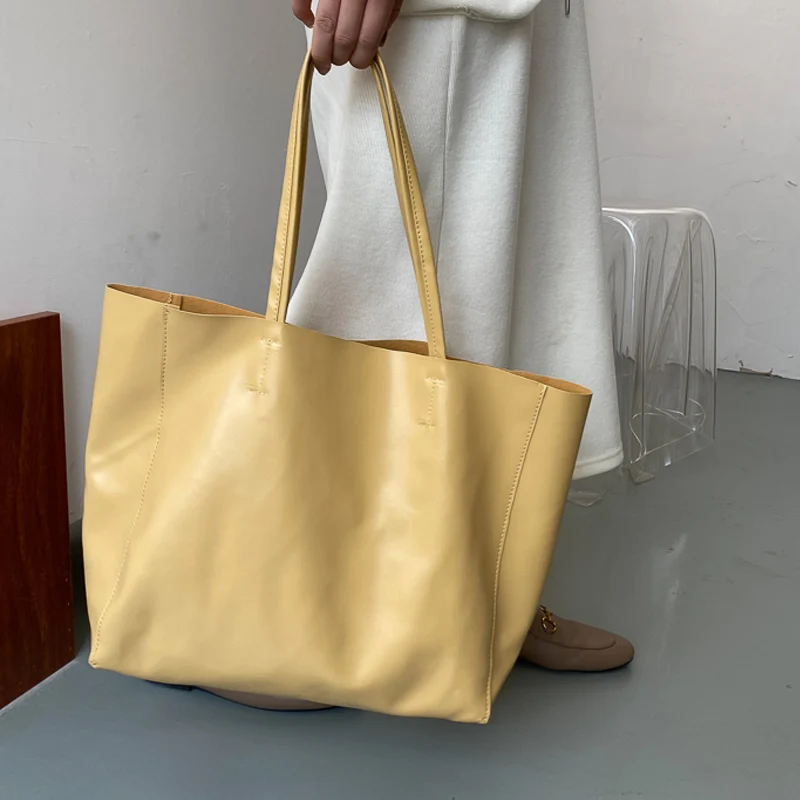

High quality Bolsas FemininasTendencia 2023CreamYellow Fashion Versatile Large One Shoulder Bags with Free Shipping Designer Bag