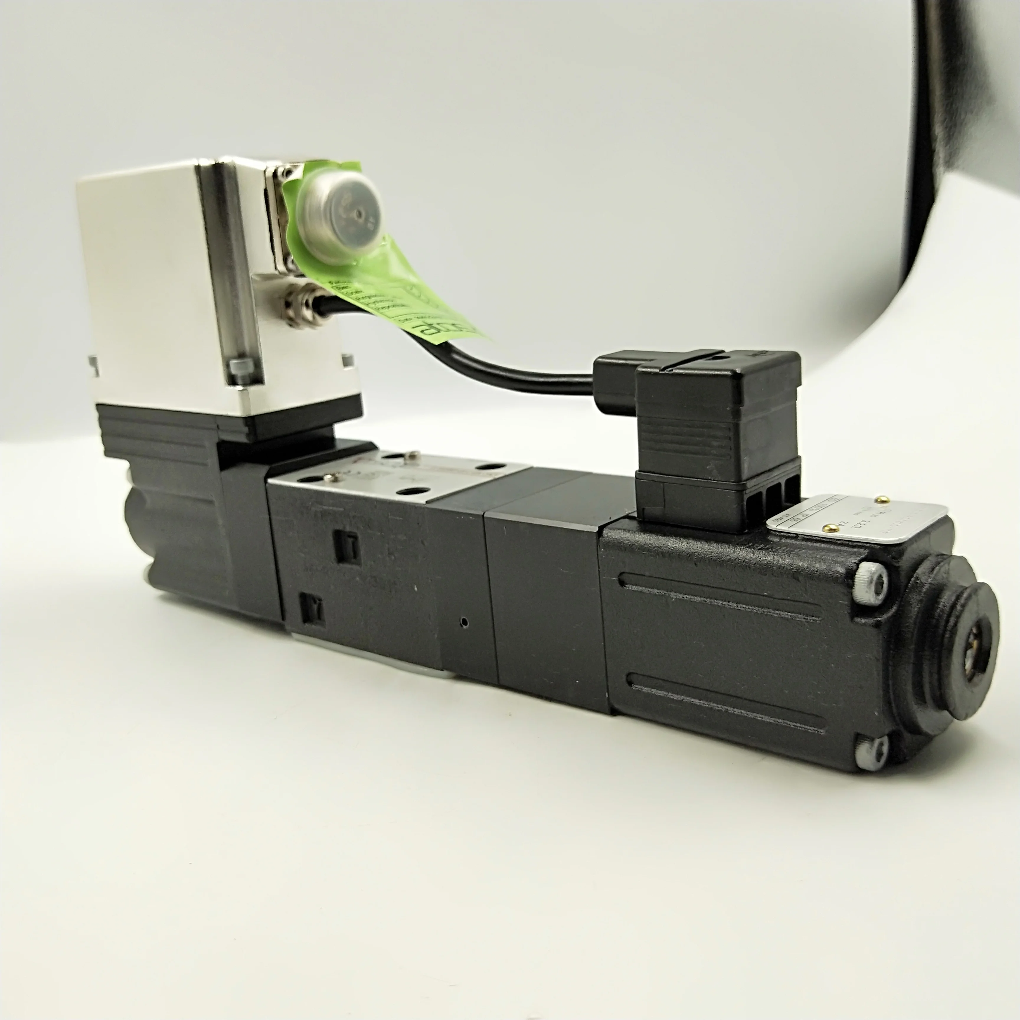 Оригинальный рельефный клапан ZHENYUAN RZGA RZMA RZMO series RZMA-A-030/80/PA-GK/180/M 24/BT гидравлическое