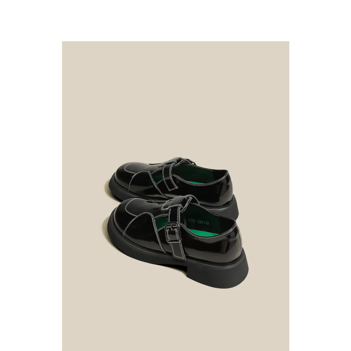 Leather Retro British Style Small Leather Shoes Women's 2022 Summer New Sweet and Cool Hot Girl Thick Heel Mary Jane Shoes