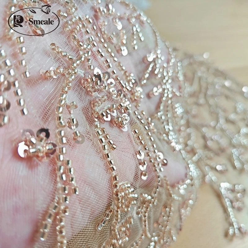 Вышивка бисером на кружевной трубке зеркальный цветок ручная работа свадебное