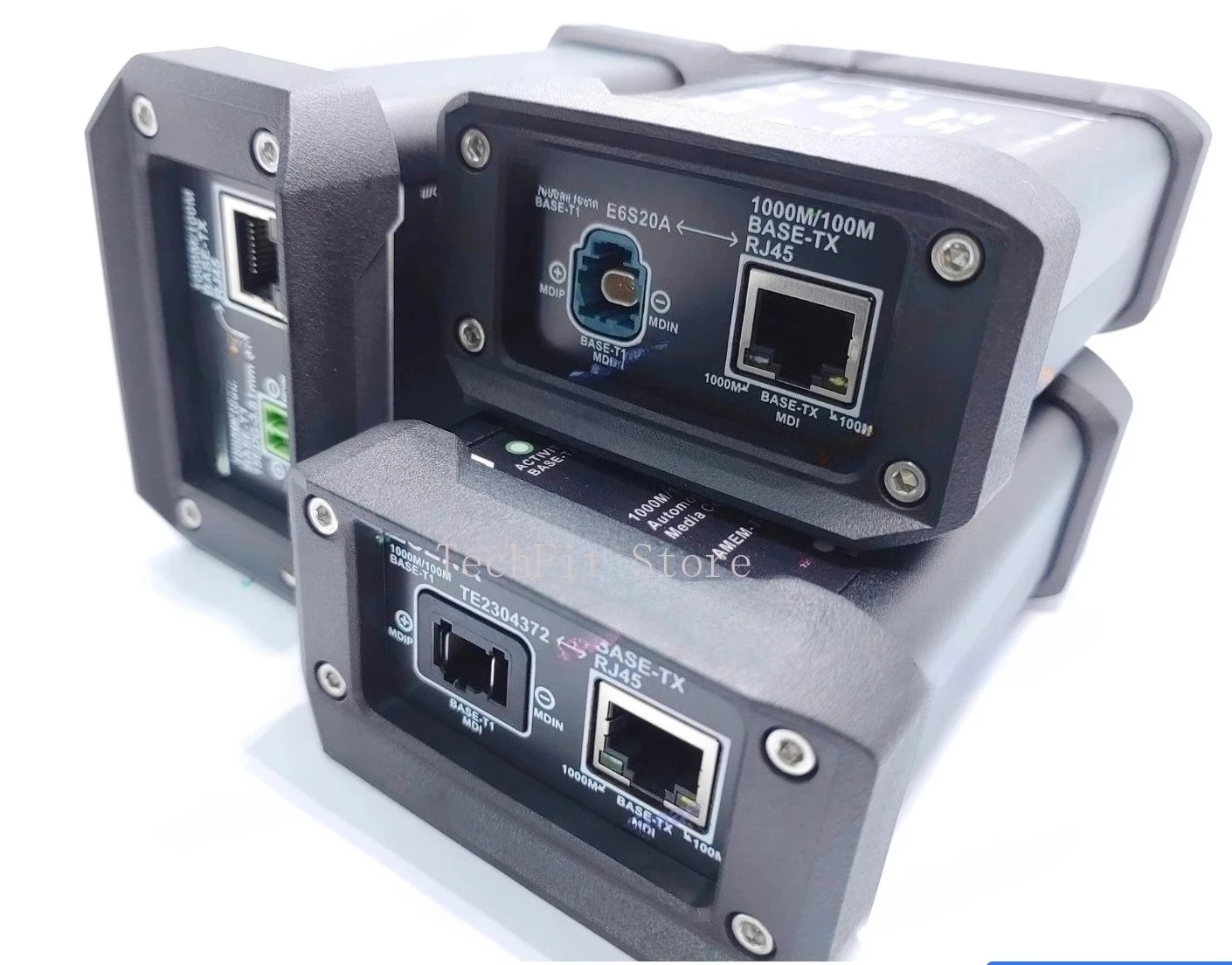 Фото Гигабитный автомобильный Ethernet-конвертер 1000BASE-T1 в BASE-TX Ethernet RJ45 ECU Diagnostic Master/Slave In-Car Network Solution №2