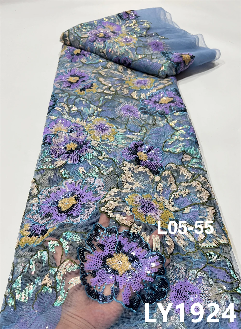 

Nigerian Velvet Lace Fabric With Sequins High Quality Lace African Lace Fabric For Wedding Dress French Tulle Net Lace LY1924