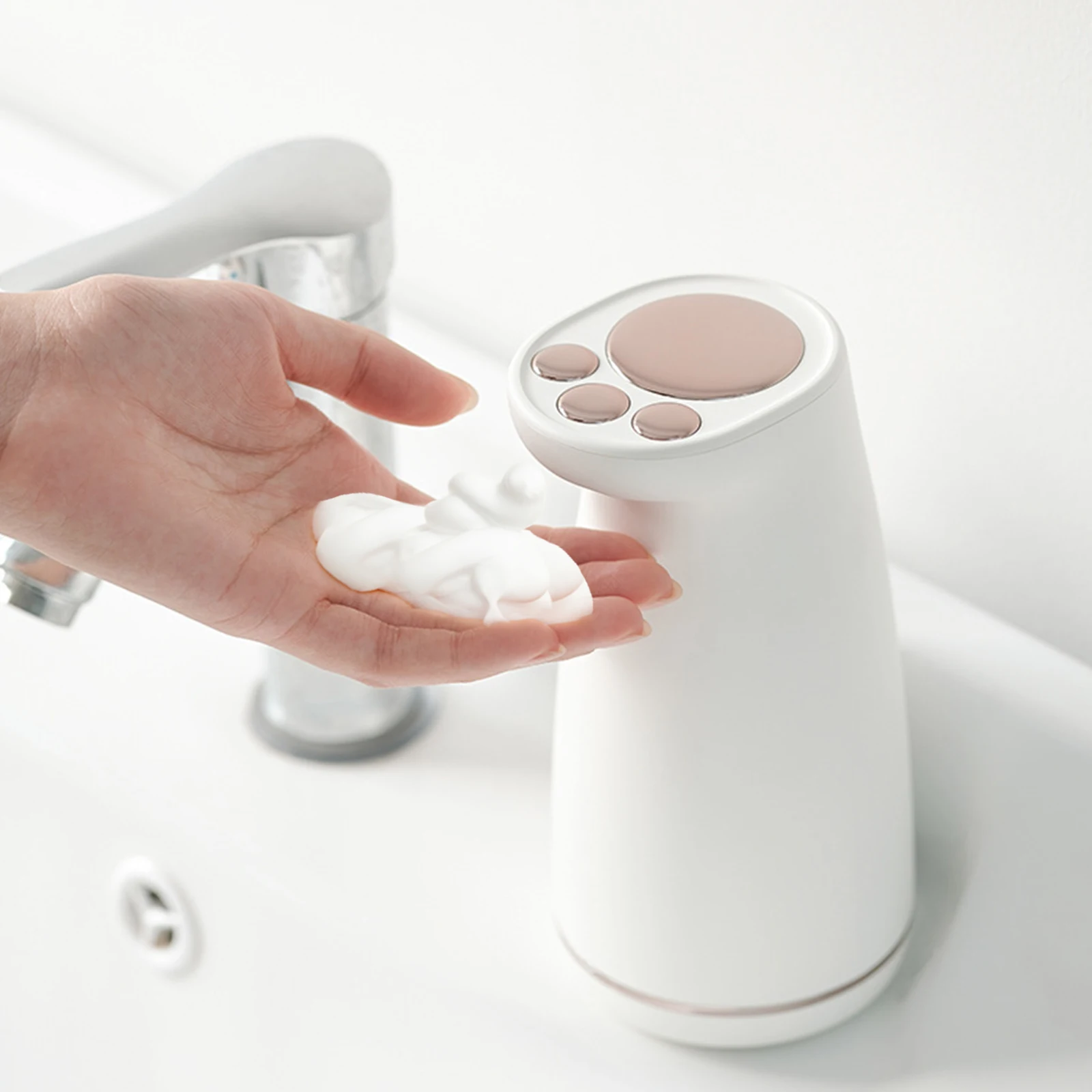 

Dispenser Soap Liquid Soap Dispensers 300mL Cat Paw Shaped Automatic Infrared Foam Soap Dispenser Touchless USB Rechargeable
