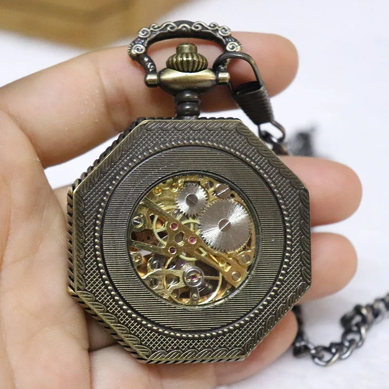 Luxury Bronze Mechanical Pocket Watch for Men Women Hollow Big Number Steampunk Case Dial Fob Chain Pendant Clock for Collection