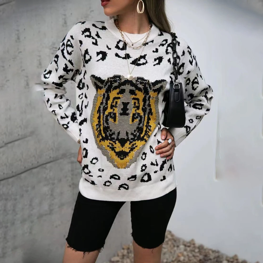 

Animal Tiger Printed Winter White Sweater Vintage Aesthetic Black Leopard Streetwear Long Sleeves Knitwear Top Fashion Chic