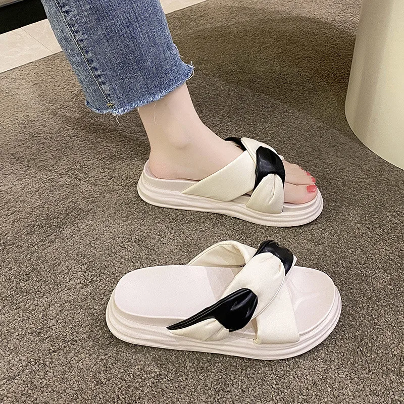 

Шлепанцы женские на платформе, сандалии на плоской подошве, разноцветные, роскошные мягкие тапочки, дизайнерская повседневная обувь в римс...