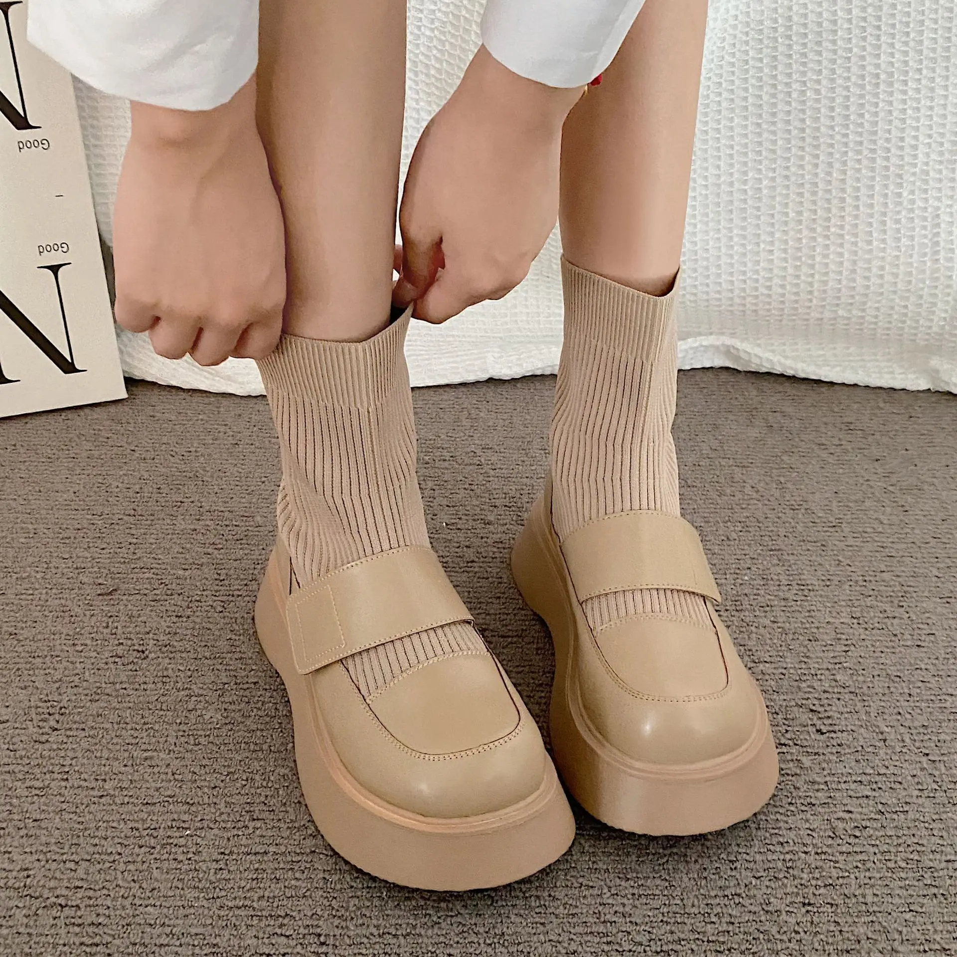 

Женские ботинки-носки Челси на платформе, Осень-зима 2022, новая модная повседневная мотоциклетная обувь до щиколотки