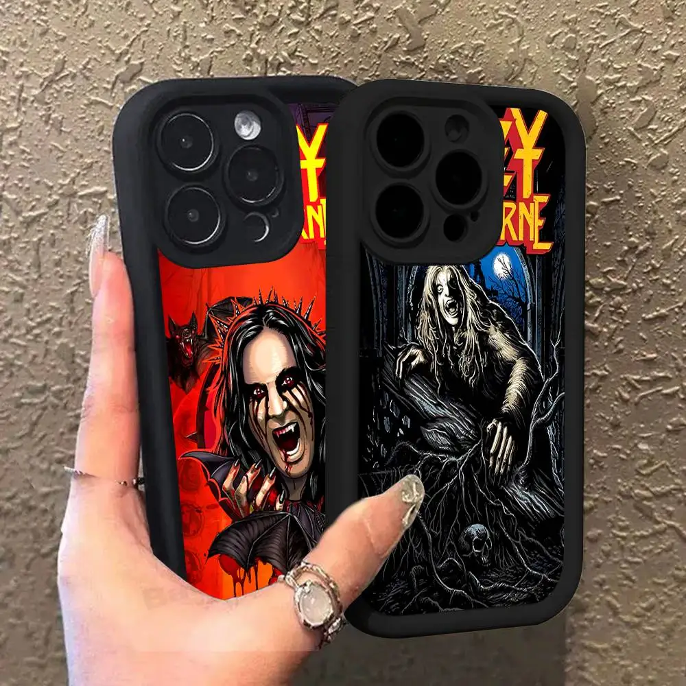 Фото Чехол для iPhone 17 15 13 12 11 14 Pro Max X XR XS 16 Plus с изображением певицы Оззи Осборн, ударопрочный, яркий, с цветной задней панелью. №3