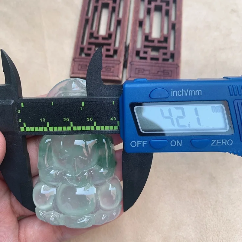 Подвеска из натуральной древесины в виде шахты Мьянмы