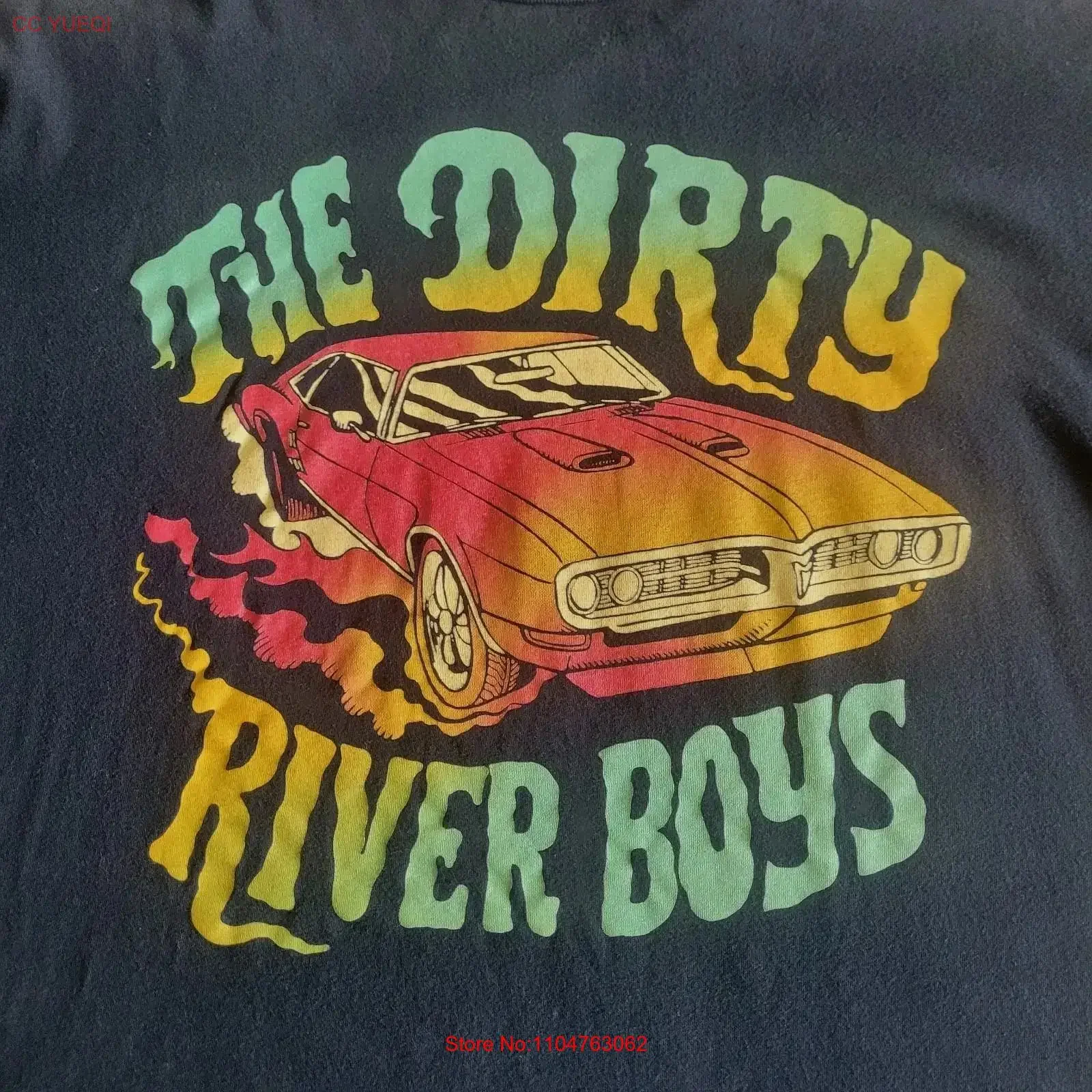 Фото Футболка The Dirty River Boy Outlaw в американском стиле, размер L, винтажная, с эффектом потертости, с графическим принтом, мужская, дышащая, комфортная. №1