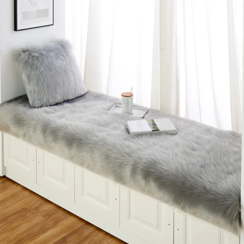 Luxury Imitation Fur Cushion Plush Sofa Carpet Faux Fur Sheepskin Rug Balcony Bay Window Mat Kid's Bedroom Fluffy Blanket White