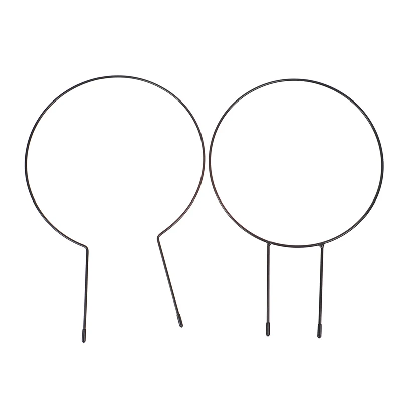 Металлическая железная стойка в форме сердца для поддержки садовых растений