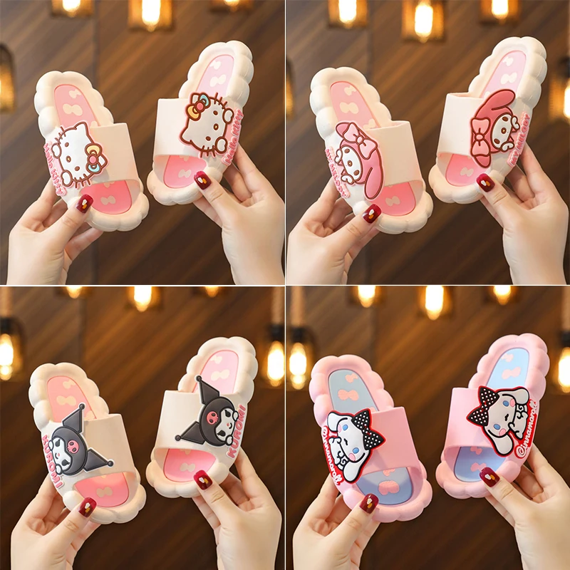 

Summer New Sanrioed Kawaii Anime My Melody Cinnamoroll Kuromi Purin Kittly Slippers Non-Slip Sandals Platform Shoes Girl Gift