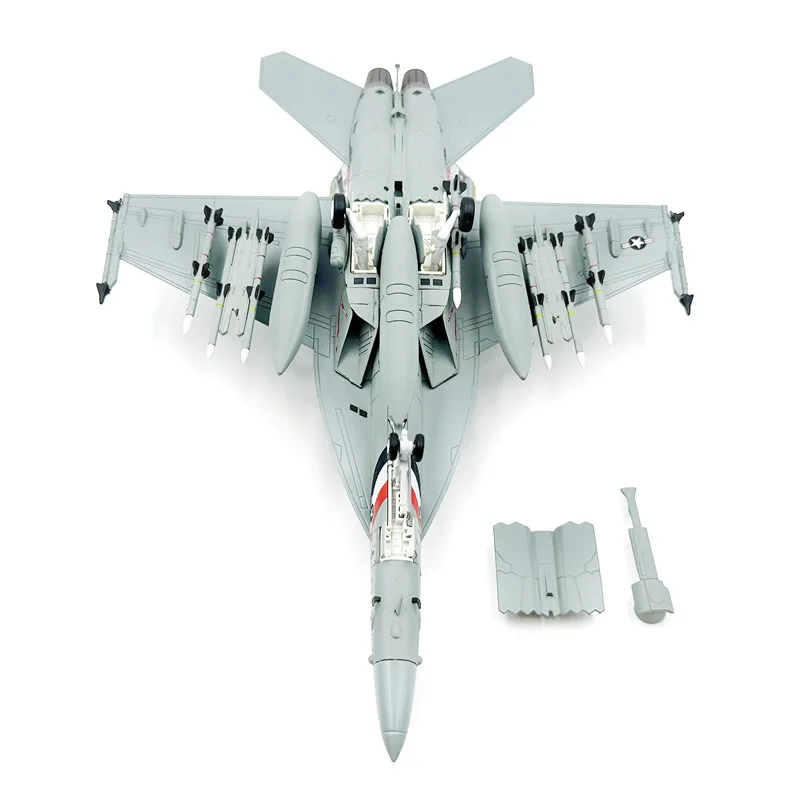 Фото Масштабная модель американского истребителя F/A‑18F Super Hornet VFA‑2, масштаб 1:72, из литого металла, коллекционная модель военного самолета, подарок. №2