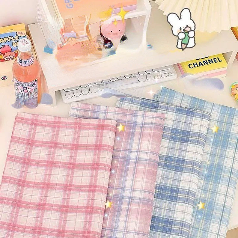 

Plaid tablecloth. Deskcloth. Background cloth. Dormitory fabric. Picnic cloth