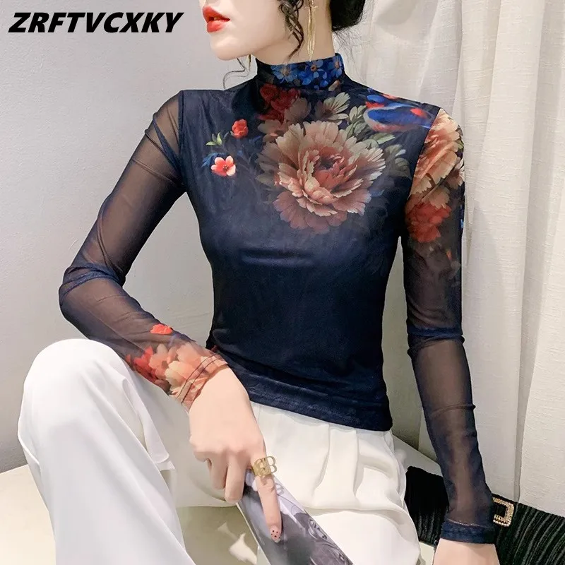 

Женская Изысканная футболка с высоким воротником и длинным рукавом