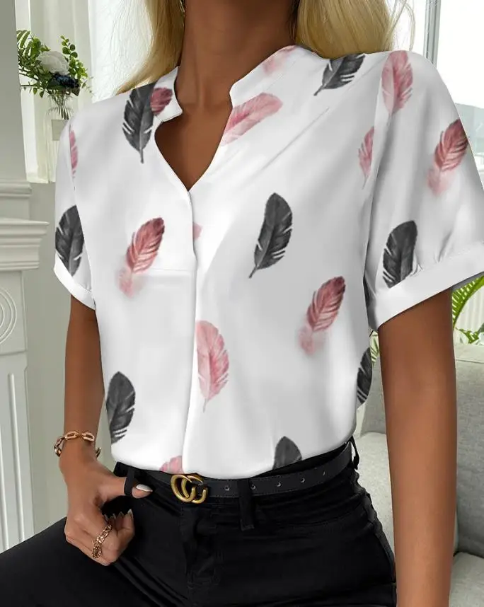 

2023 Summer Women's Shirt Fashion V-Neck Feather Printing Short-Sleeved Casual Top Versatile Harajuku Street Clothing