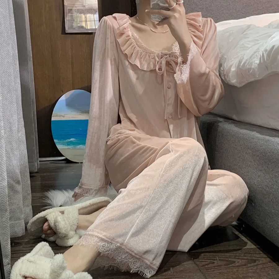 High Quality Spring Autumn Nightwear Set Golden Velvet Long-Sleeved Trousers Two Piece Suit Pajamas For Women Home Clothes