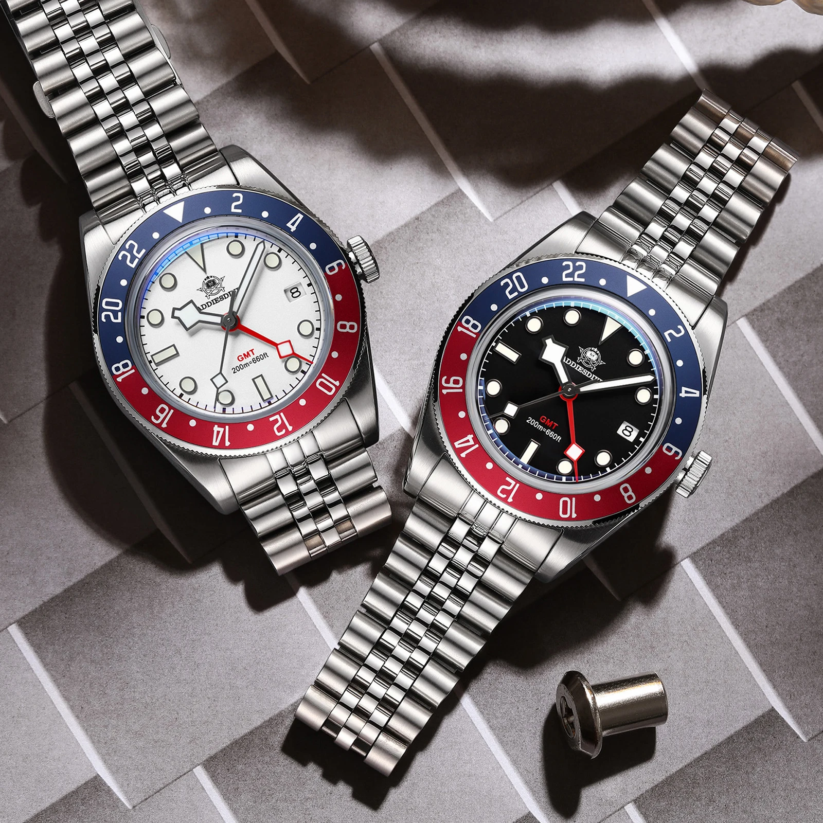 Фото ADDIESDIVE Мужские часы GMT Роскошные повседневные кварцевые часы из нержавеющей стали Мужские спортивные водонепроницаемые наручные часы 200 мм Relogio Masculino №3