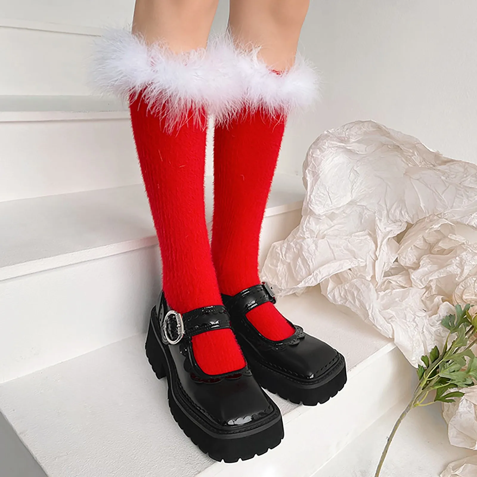 Рисунок 3 - Женские разноцветные чулочно-носочные