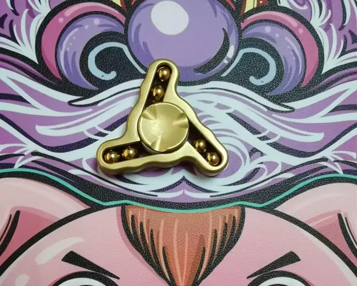 

second hand Hogdoggins fingertip gyroscope