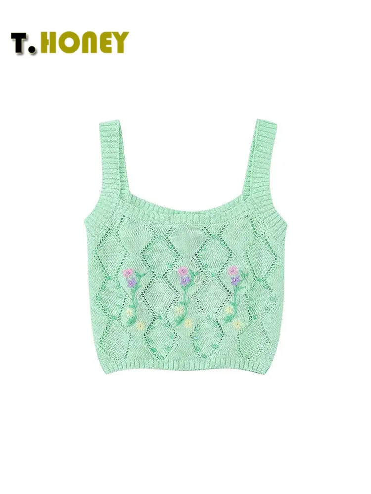 

TELLHONEY Women Fashion Square Collar Beading Embroidery Knitted Tops Female Casual Sleeveless Slim Fitting Crop Pullover
