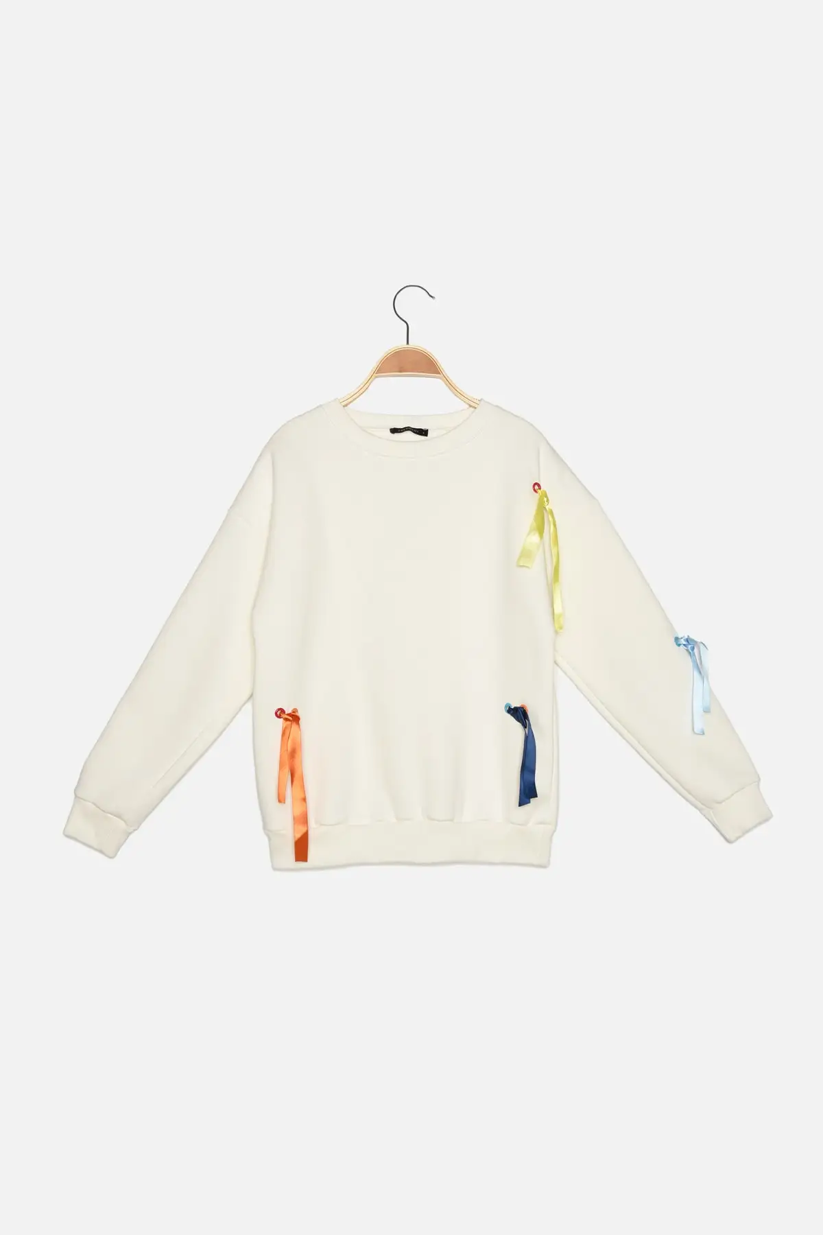 

Trendyol İp Detailed Şardonlu Basic Knitted Sweatshirt TWOAW22SW1088