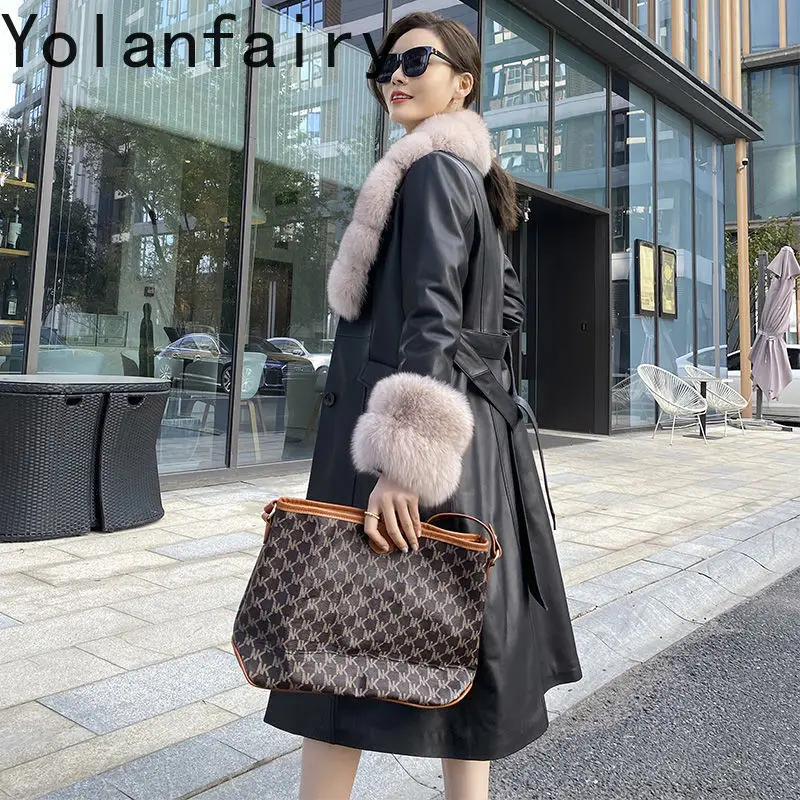 Женский Длинный тренчкот из натуральной воловьей кожи с лисьим меховым