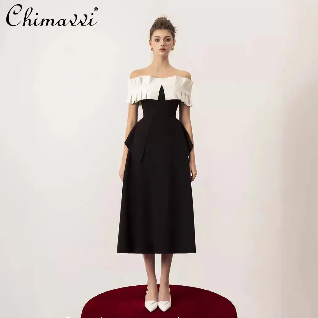 Женское платье с высокой талией элегантное облегающее черно-белого цвета