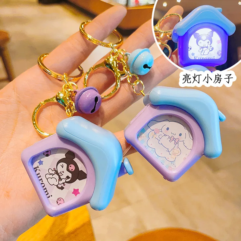 

Милый школьный брелок для ключей в машине с рисунком Kuromi Cinnamoroll в стиле аниме Sanrio, оригинальный детский подарок с подвеской My Melody