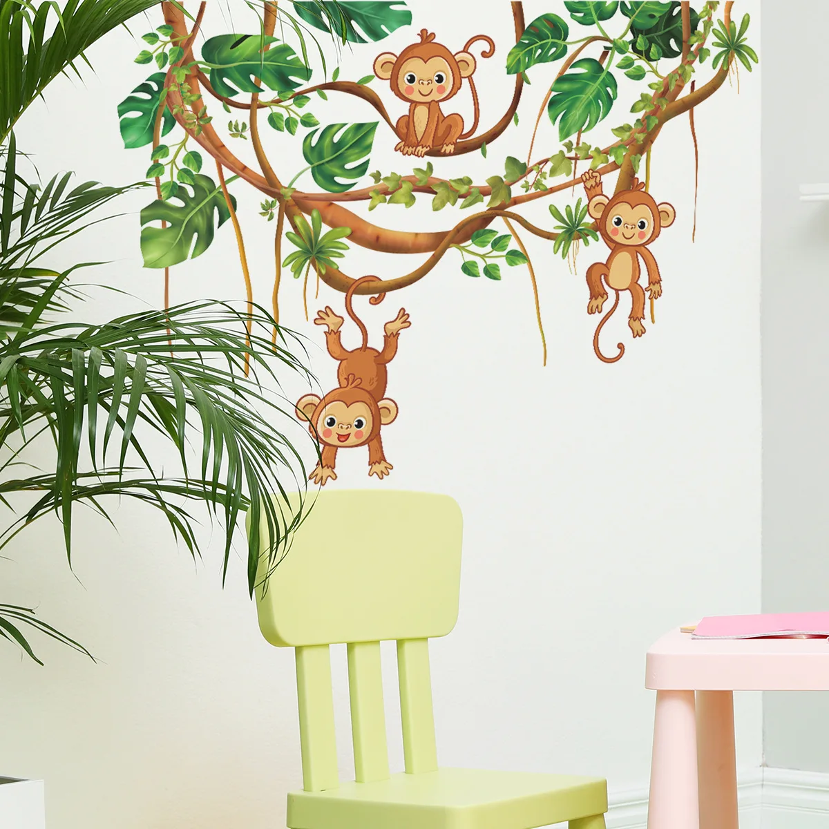 Маленькая обезьяна скалолазание дерево зеленое растение фотообои для детской