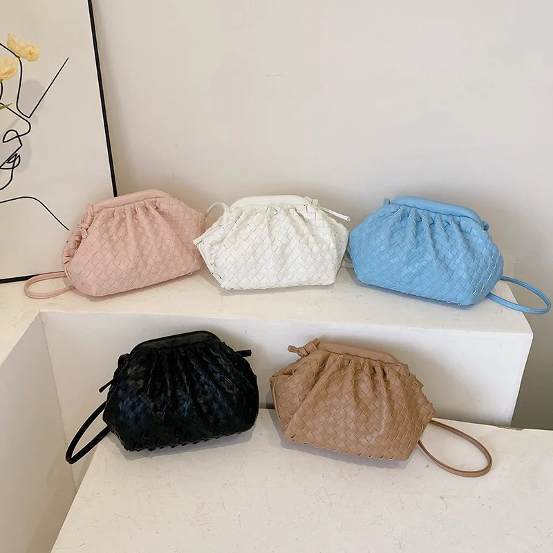 

Женская плетеная маленькая сумочка, простая сумка через плечо с узлом и облаком, женская сумка-клатч, кошелек, новинка 2023