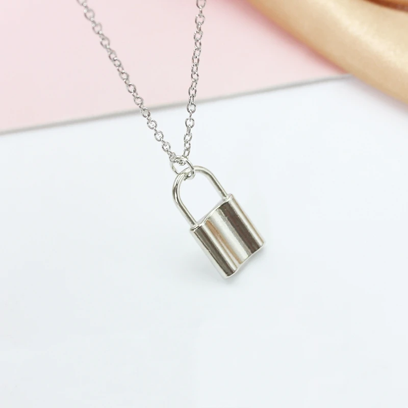 Цепочка-чокер с подвеской в стиле панк |