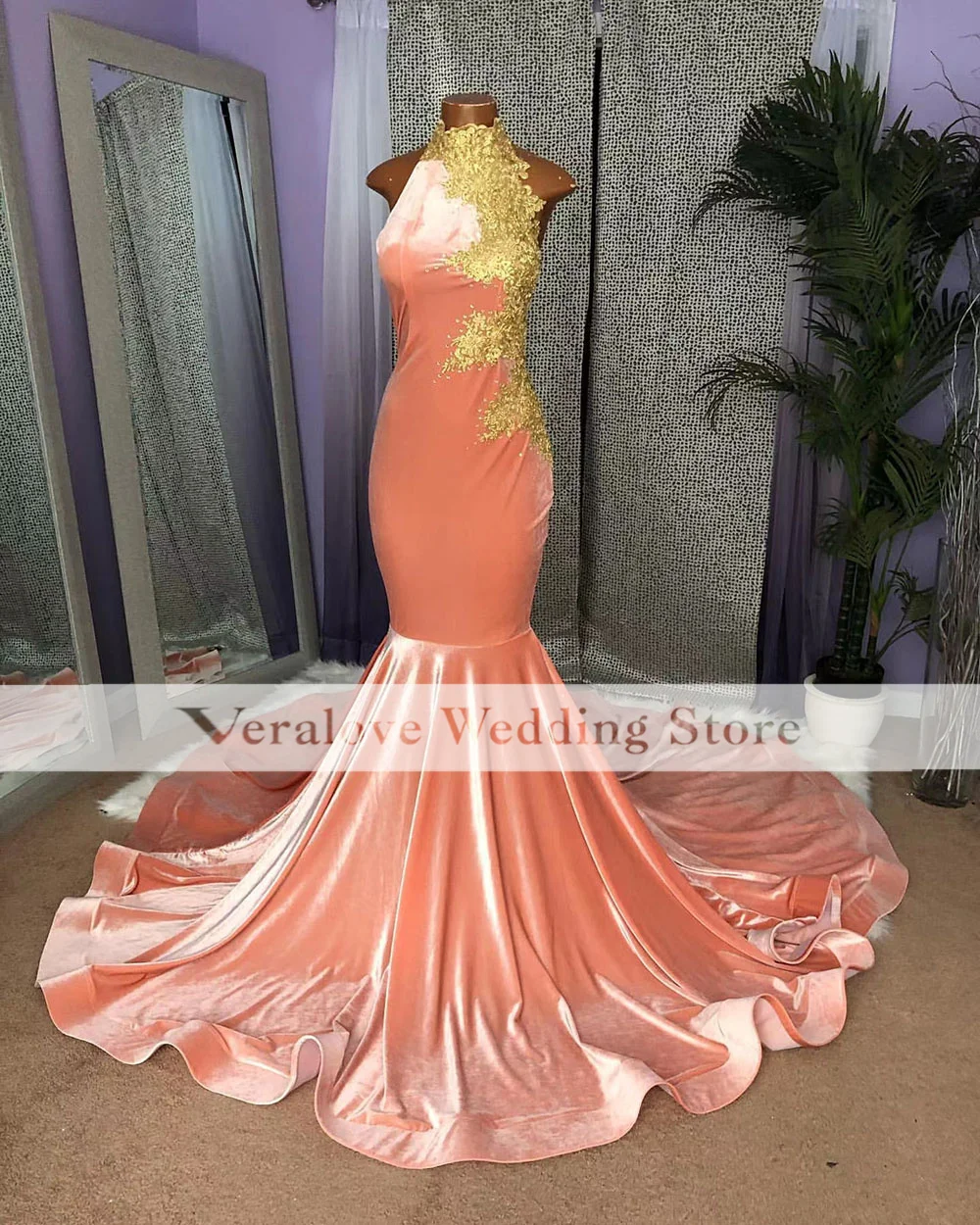 

Sexy Halter Mermaid Prom Dresses Velvet Gold Lace Girl Formal Evening Gowns Robe De Soirée Femme
