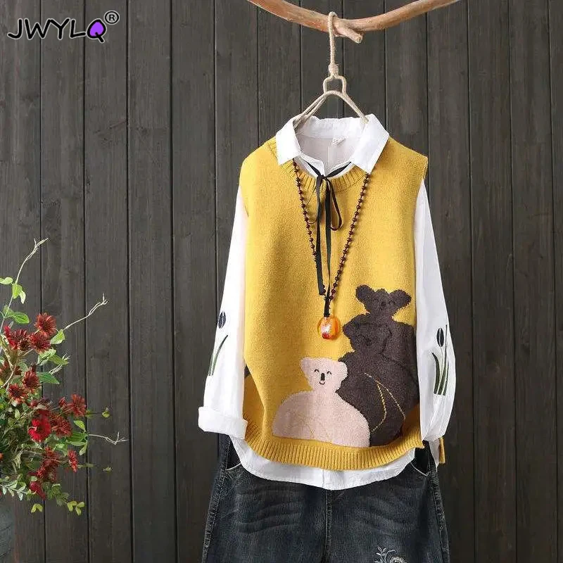 Autumn Winter Cute Bear Print O-neck Sleeveless Vest Sweater Fashion Loose Pullover Sweater Vest Women Casual Short Sweater Coat