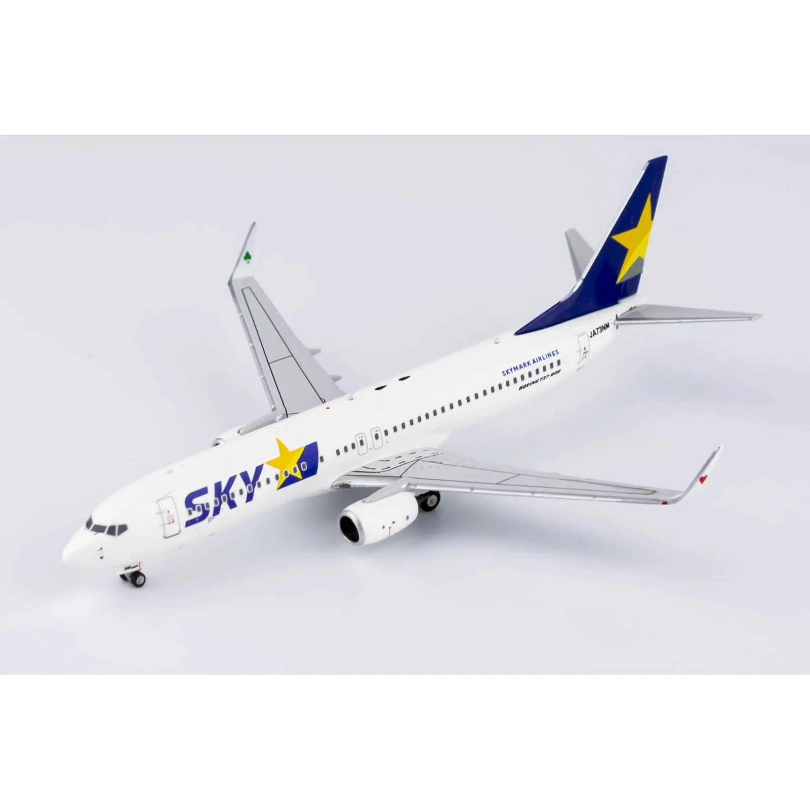 Коллекционный самолет из сплава 58141 подарок NG модель 1:400 Skymark Airlines Боинг/w самолета