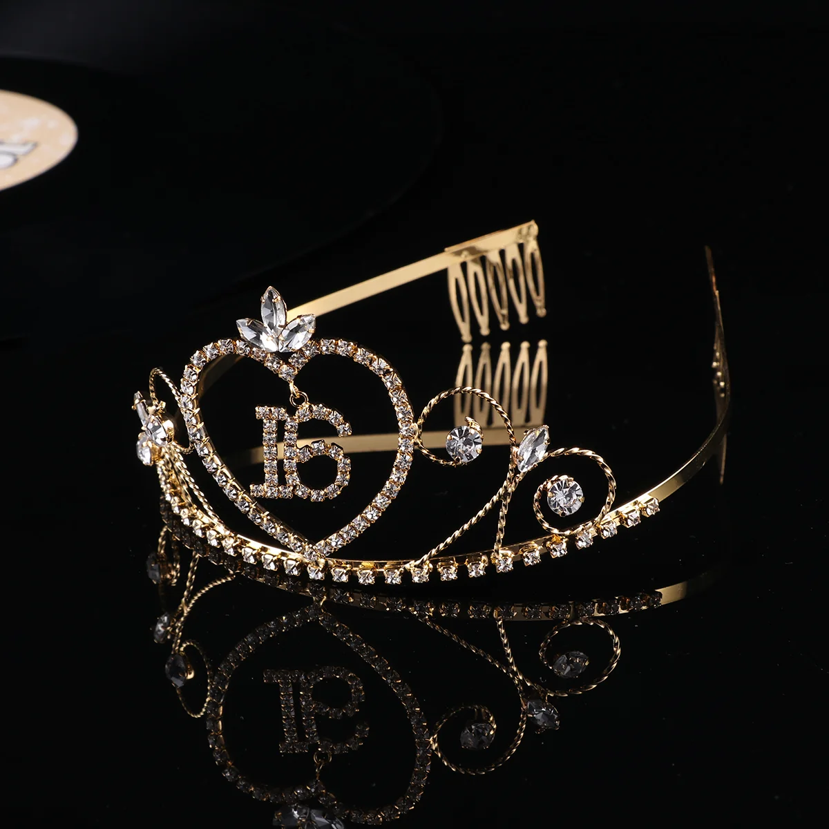 

1pc 16 Years Old Birthday Crown Alloy and Rhinestone Number Comb Crown Elegant Headwear (Golden)