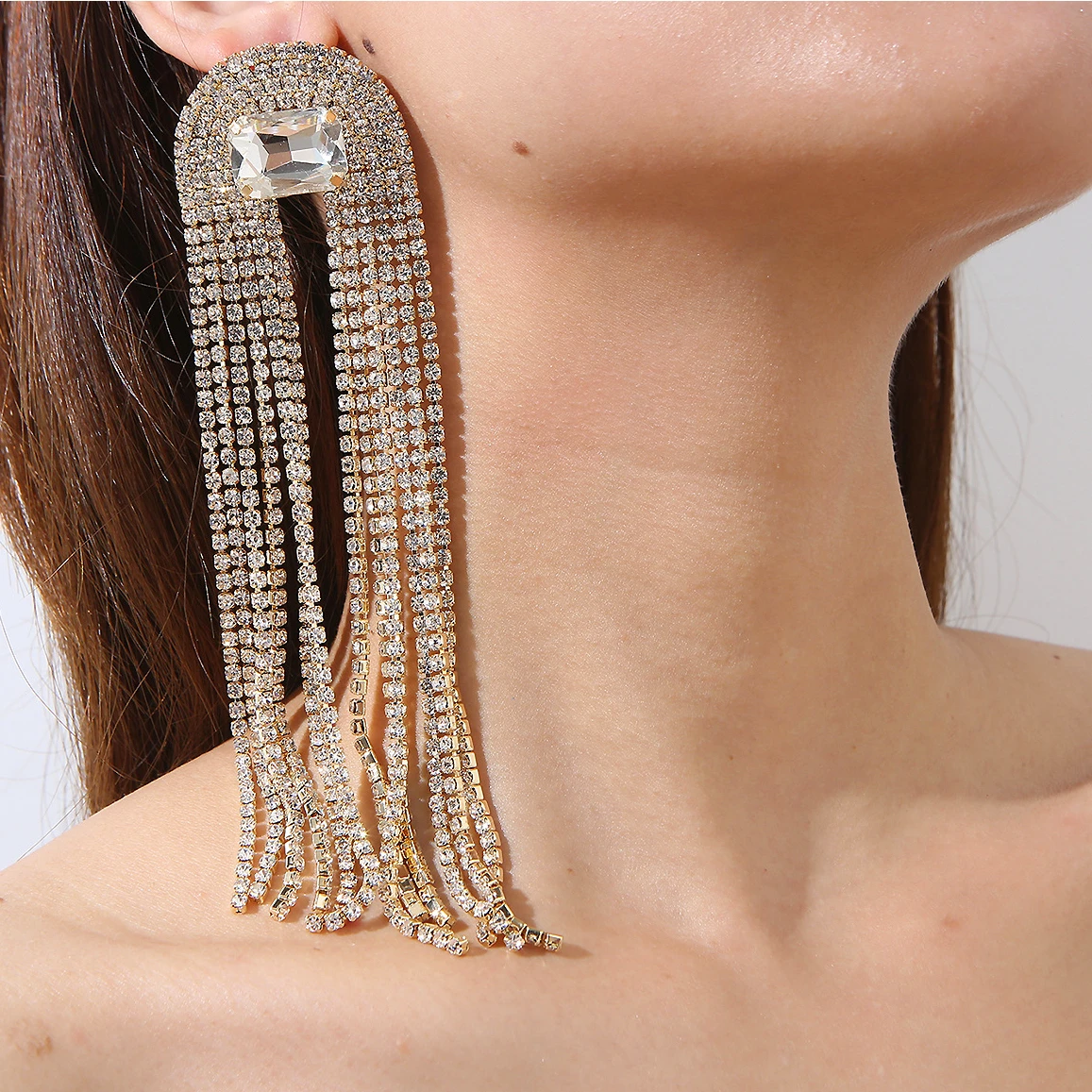 

2023 New Geometric Rhinestone Long Tassel Earrings Exaggerated Banquet Earrings