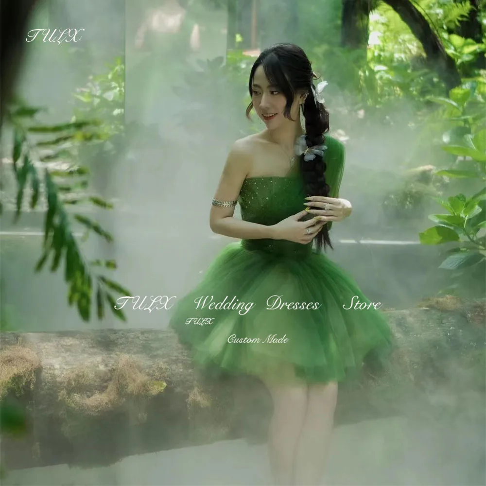 Короткое платье на одно плечо ТРАПЕЦИЕВИДНОЕ сверкающее из тюля выше колена