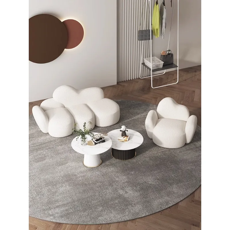 

Индивидуальный скандинавский диван для магазина одежды, простой современный креативный лаунж в форме облака для салона красоты, цвет красный